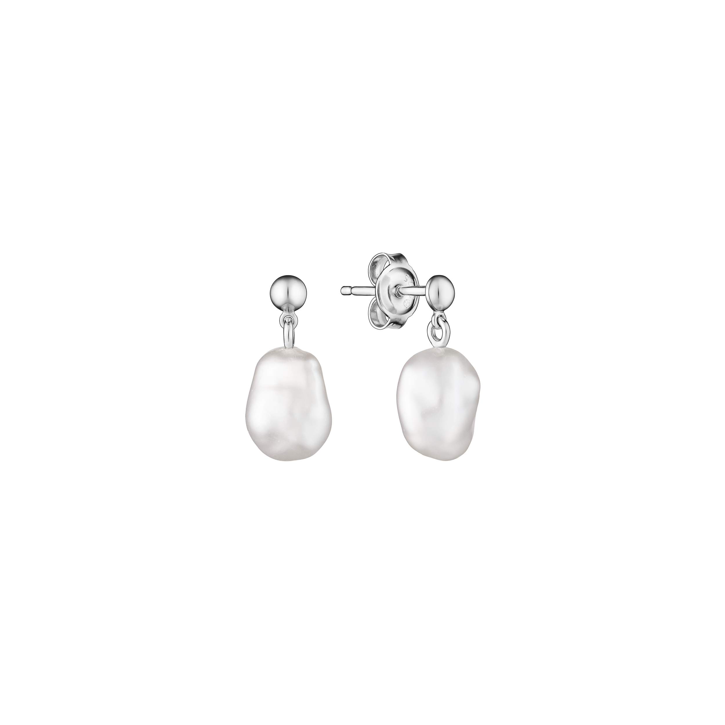 Silver earrings with pearls